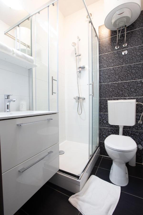 Lilly Studio Apartments ซาดาร์ ภายนอก รูปภาพ